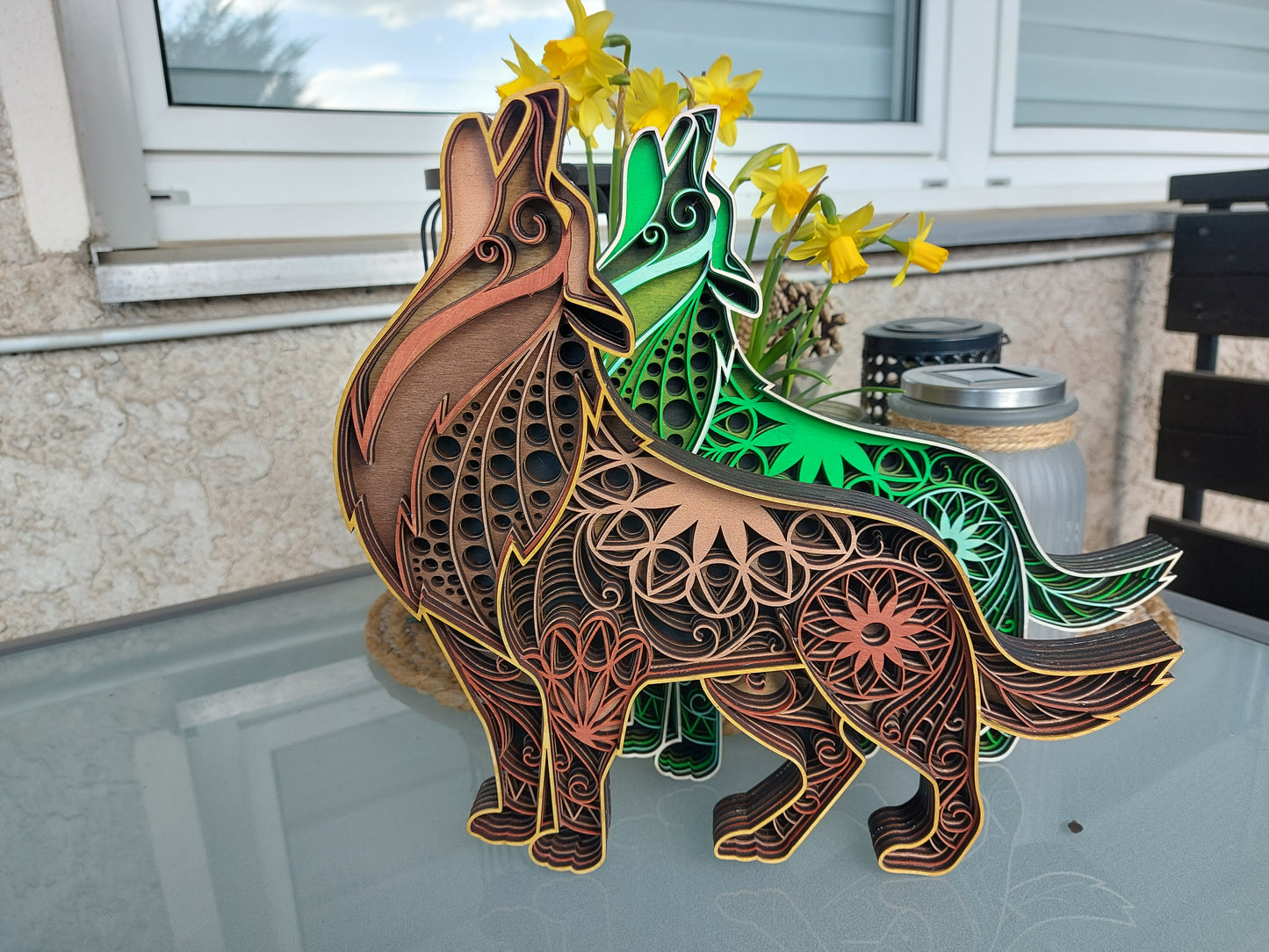 Mandala-Howlin Wolf Wandkunst aus Holz Brown – 6-lagige, lasergeschnittene Dekoration