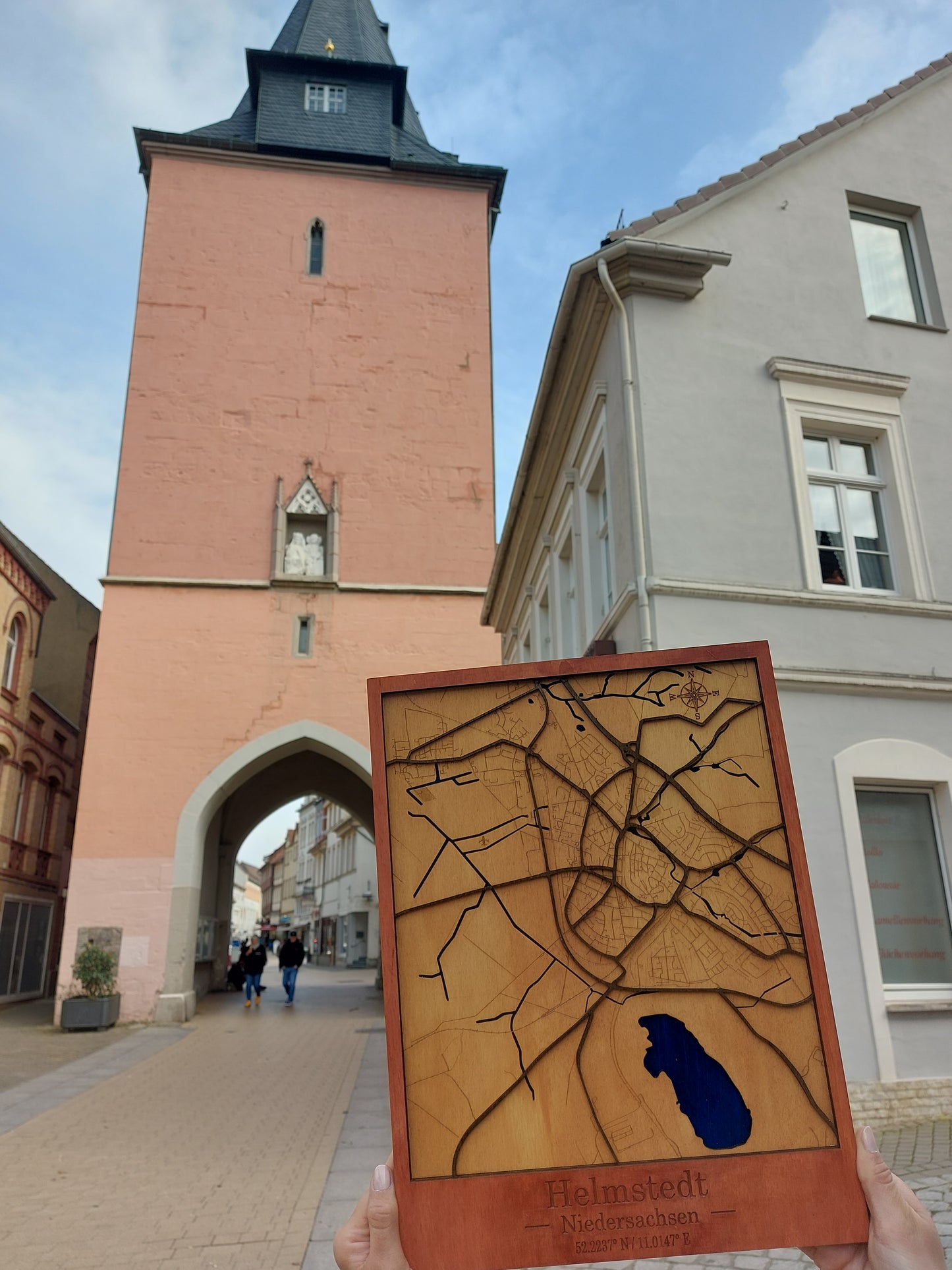 Dekorative Karte von Helmstedt HE Niedersachsen. Kunstvolle Mehrschichtige Holz-Wandkunst Lasergeschnittene 3D Wanddekoration